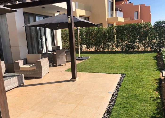 4 BR Villa with lagoon view in Tawila - 2